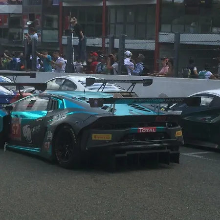 乐得宝公寓 * 斯帕